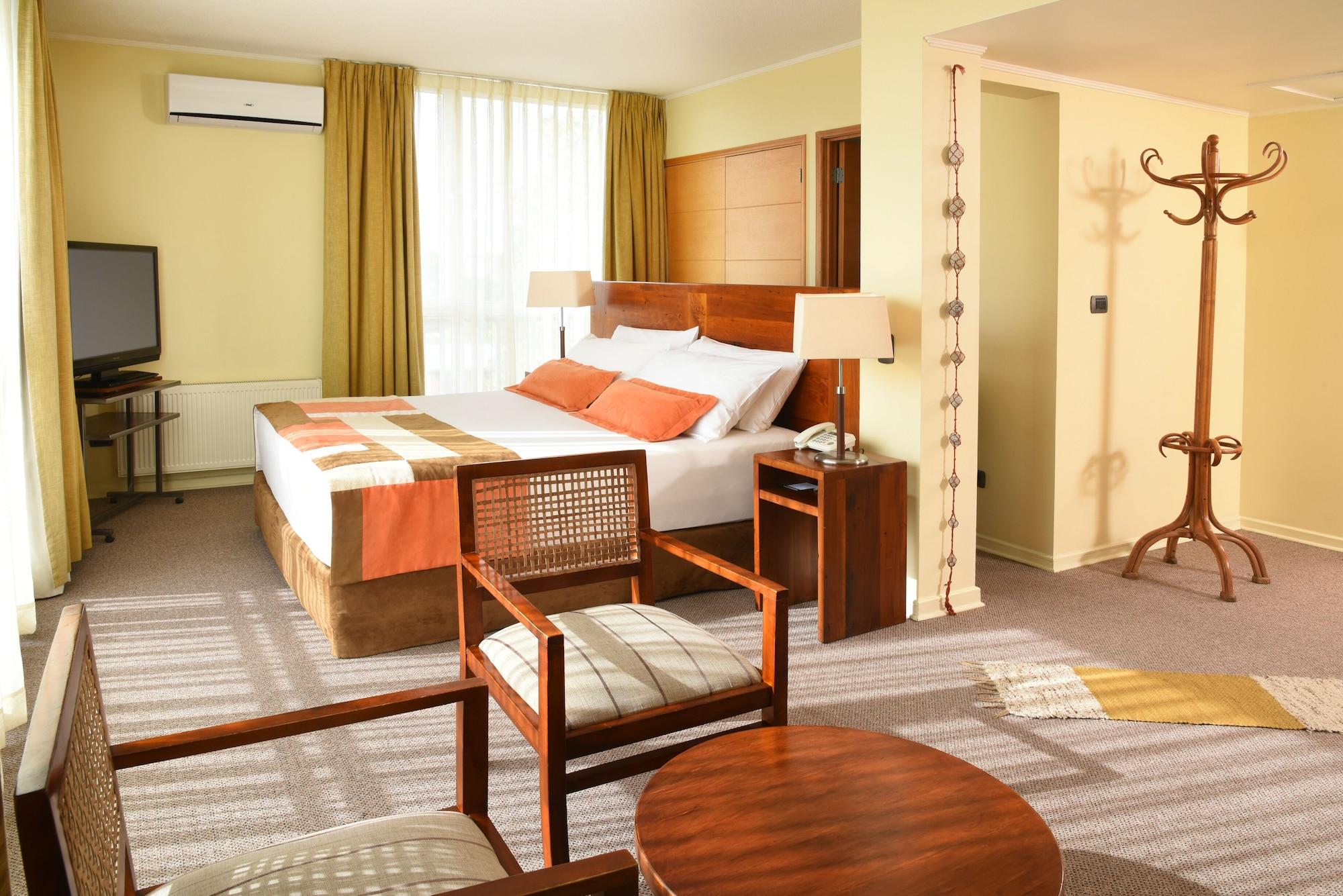 Solace Hotel Пуерто Варас Екстериор снимка