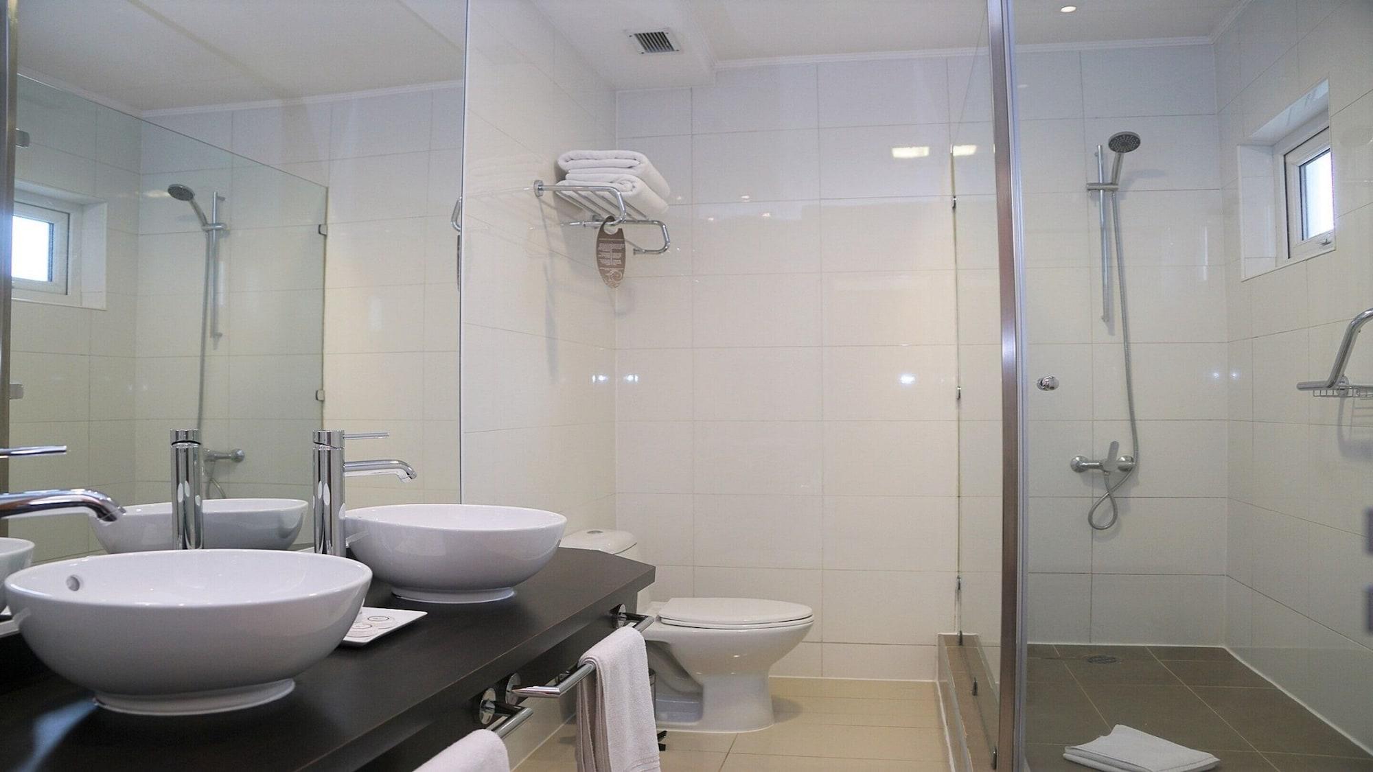 Solace Hotel Пуерто Варас Екстериор снимка